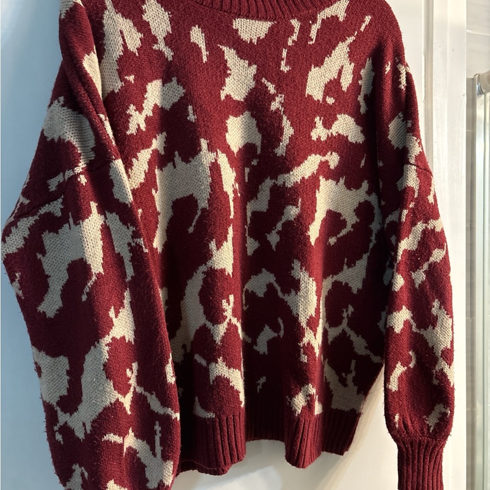 New Directions Maroon and Beige Sweater